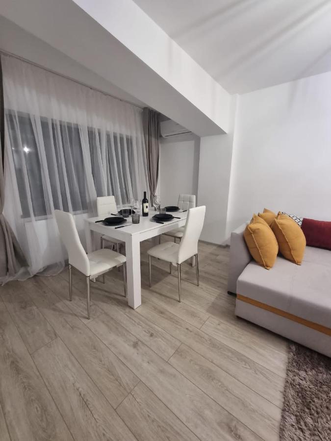 Appartement Dreams Escape 2 à Craiova Extérieur photo